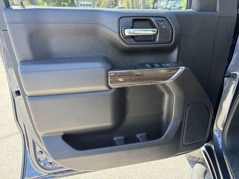 Used 2022 Chevrolet Silverado 1500 RST w/ Z71 Off-Road Package image 24