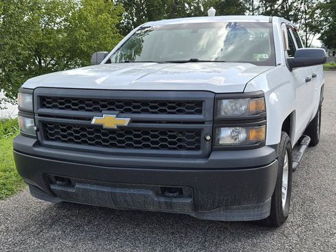 Used 2014 Chevrolet Silverado 1500 W/T w/ Trailering Package AWD/4WD image 3
