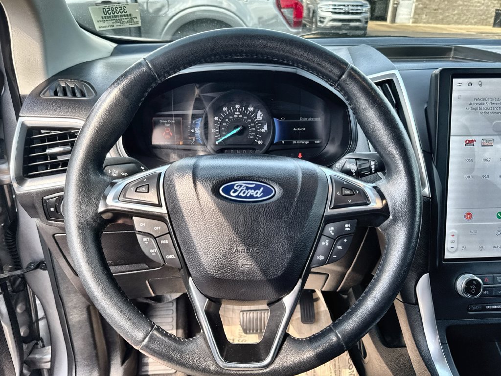 Used 2024 Ford Edge Titanium AWD/4WD image 7