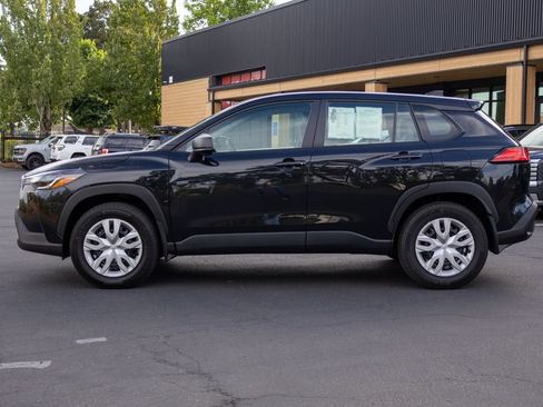 Used 2024 Toyota Corolla Cross L AWD/4WD image 10