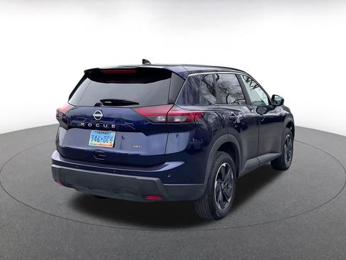 Used 2025 Nissan Rogue SV image 14