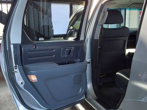 Used 2006 Honda Ridgeline RTS image 18