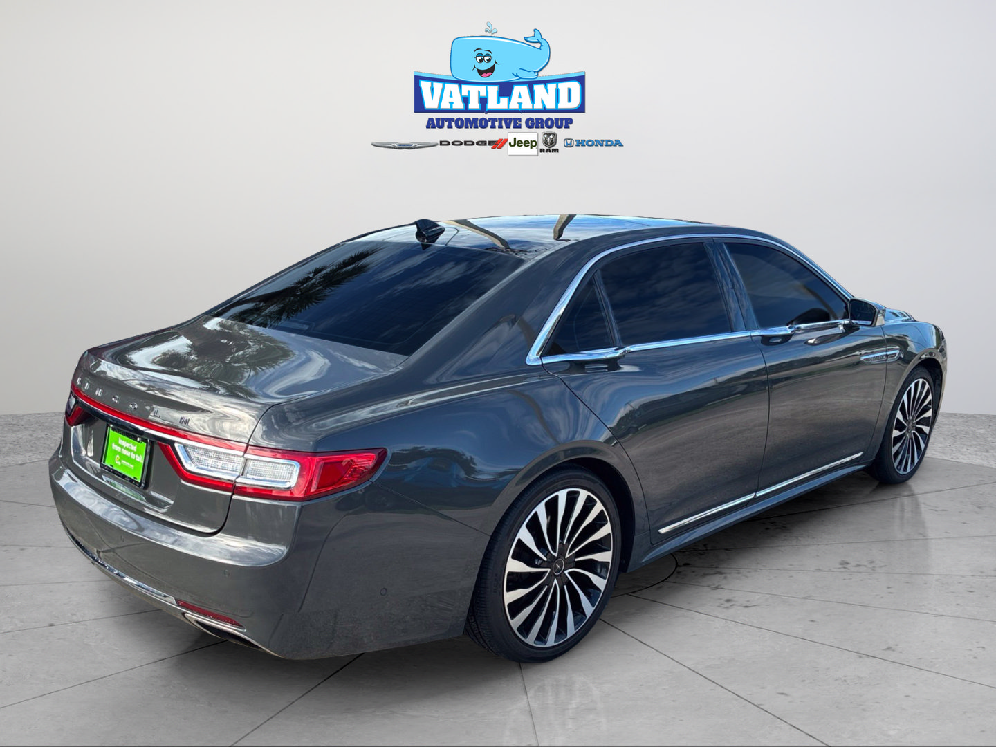 Used 2020 Lincoln Continental Black Label w/ Rear Seat Amenities Package FWD image 5