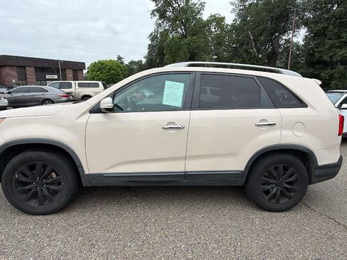 Used 2011 Kia Sorento EX w/ Premium Pkg FWD image 8
