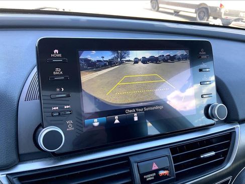 Used 2022 Honda Accord LX image 27