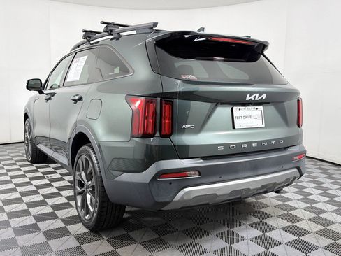 Used 2022 Kia Sorento SX Prestige w/ Rust Color Package AWD/4WD image 4