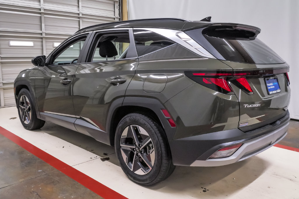 Certified 2025 Hyundai Tucson SEL FWD image 8
