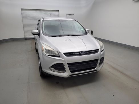 Used 2015 Ford Escape SE image 14