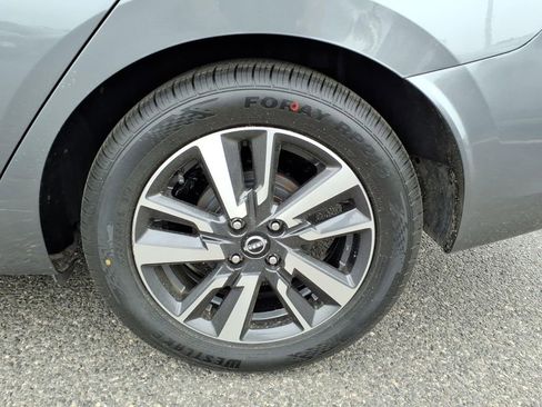 Used 2025 Nissan Versa S w/ S Plus Package FWD image 16