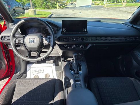 Used 2024 Honda HR-V Sport image 26