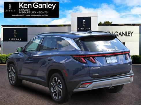 Used 2025 Hyundai Tucson Limited AWD/4WD image 5