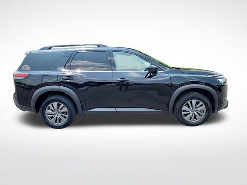 Used 2025 Nissan Pathfinder SV AWD/4WD image 6