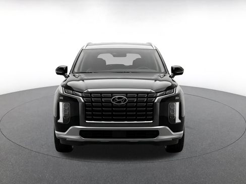 Used 2025 Hyundai Palisade SEL FWD image 2