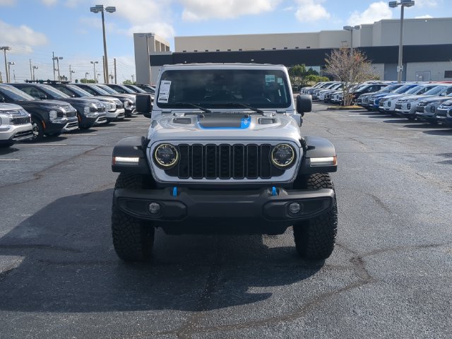 Used 2024 Jeep Wrangler Unlimited Rubicon 4xe AWD/4WD image 3