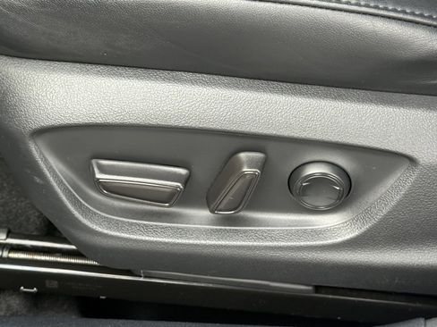 Certified 2020 Toyota Avalon XSE image 19