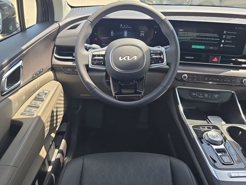 New 2026 Kia Carnival EX FWD image 14