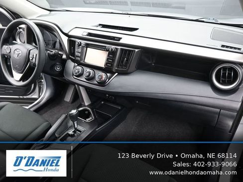 Used 2018 Toyota RAV4 LE w/ All Weather Liner Package AWD/4WD image 40