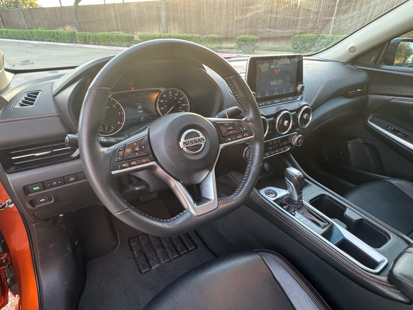 Used 2023 Nissan Sentra SR w/ SR Premium Package FWD image 20