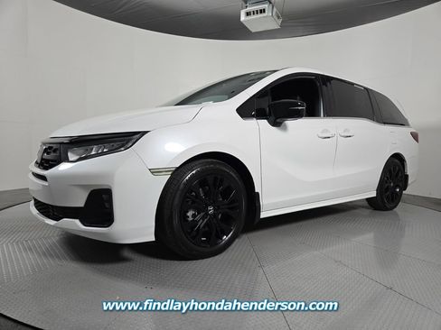 Certified 2025 Honda Odyssey Sport-L image 2