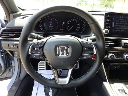 Used 2022 Honda Accord Sport image 27