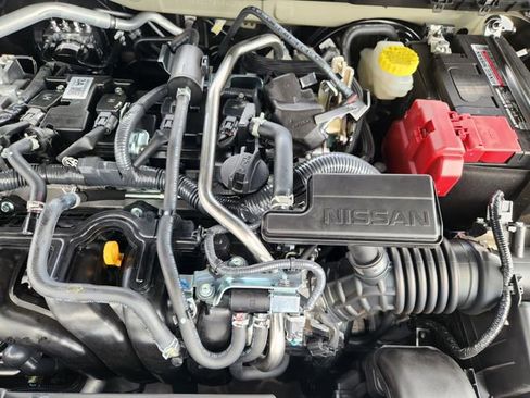 New 2025 Nissan Sentra SR w/ Midnight Edition image 24