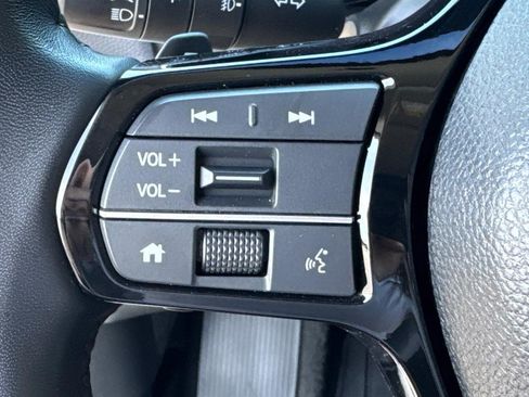 Certified 2025 Honda Pilot EX-L image 22