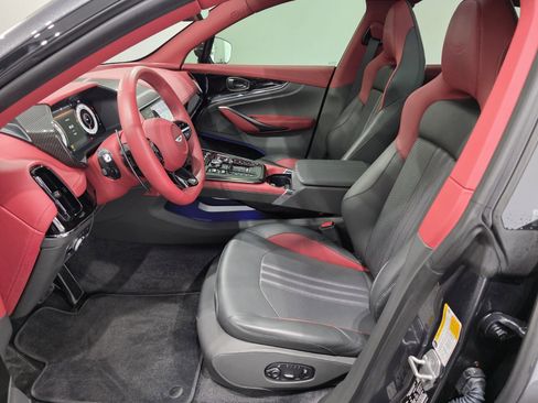 Used 2025 Aston Martin DBX 707 AWD/4WD image 17