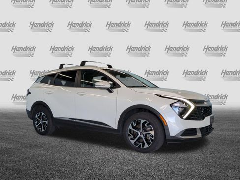 Used 2023 Kia Sportage EX AWD/4WD image 2