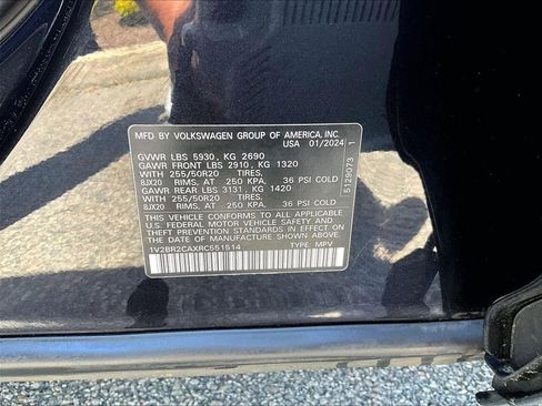 Used 2024 Volkswagen Atlas SEL AWD/4WD image 35