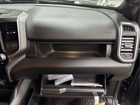 New 2026 RAM 2500 Big Horn AWD/4WD image 22