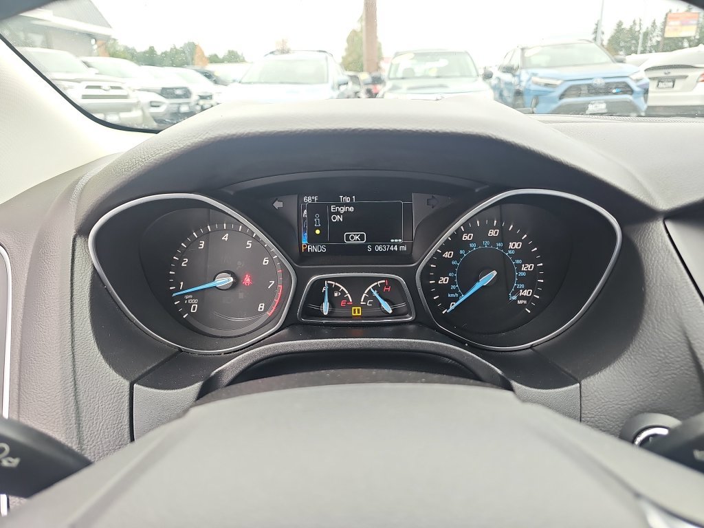 Used 2014 Ford Focus Titanium FWD image 25