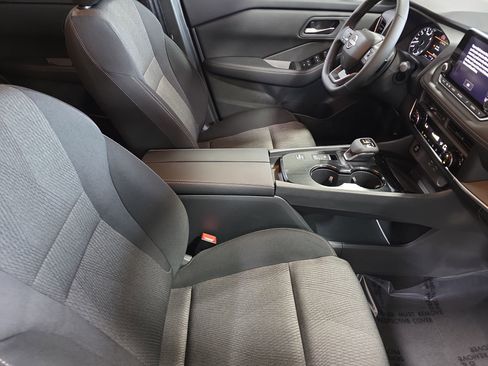 New 2026 Nissan Rogue SV w/ Cold Weather Package FWD image 10