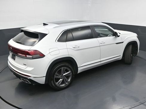 Used 2024 Volkswagen Atlas Cross Sport SEL R-Line image 49