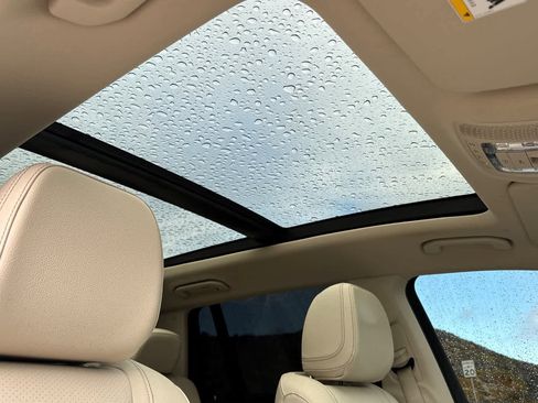 Used 2022 Mercedes-Benz GLS 450 4MATIC image 19