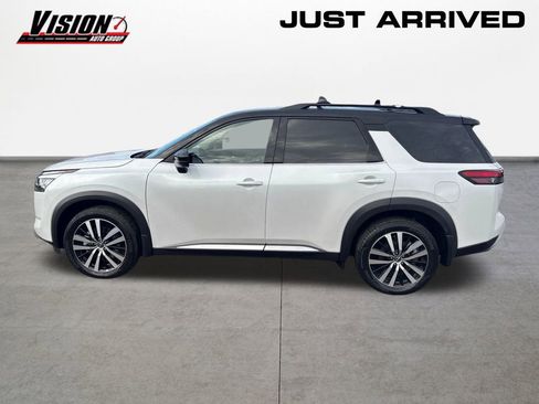 New 2025 Nissan Pathfinder Platinum w/ Lighting Package (N92) image 6