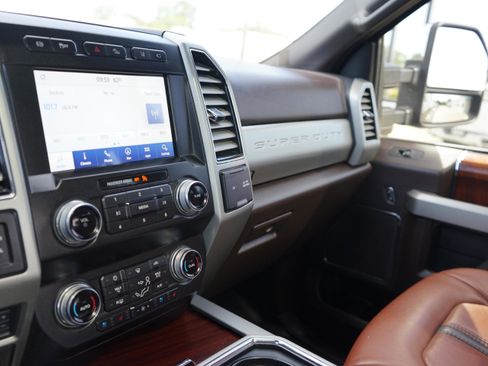 Used 2021 Ford F250 King Ranch w/ Tremor Off-Road Package AWD/4WD image 18