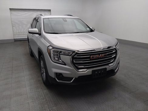 Used 2022 GMC Terrain SLT image 14