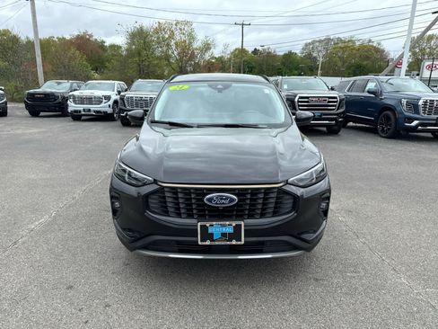 Used 2024 Ford Escape Platinum AWD/4WD image 8