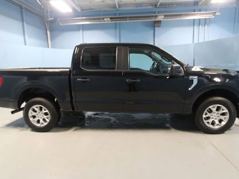 Used 2023 Ford F150 XLT image 36