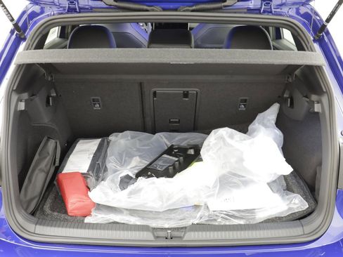 New 2026 Volkswagen Golf image 19