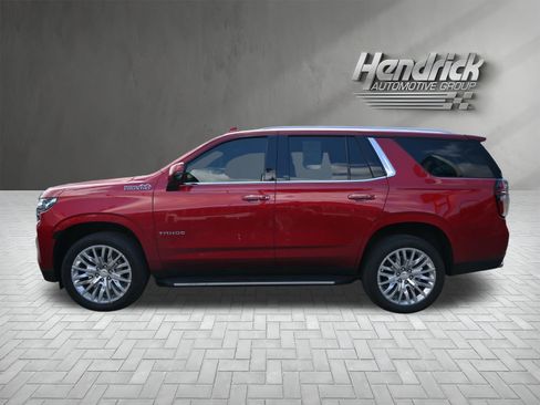 Used 2024 Chevrolet Tahoe High Country AWD/4WD image 8