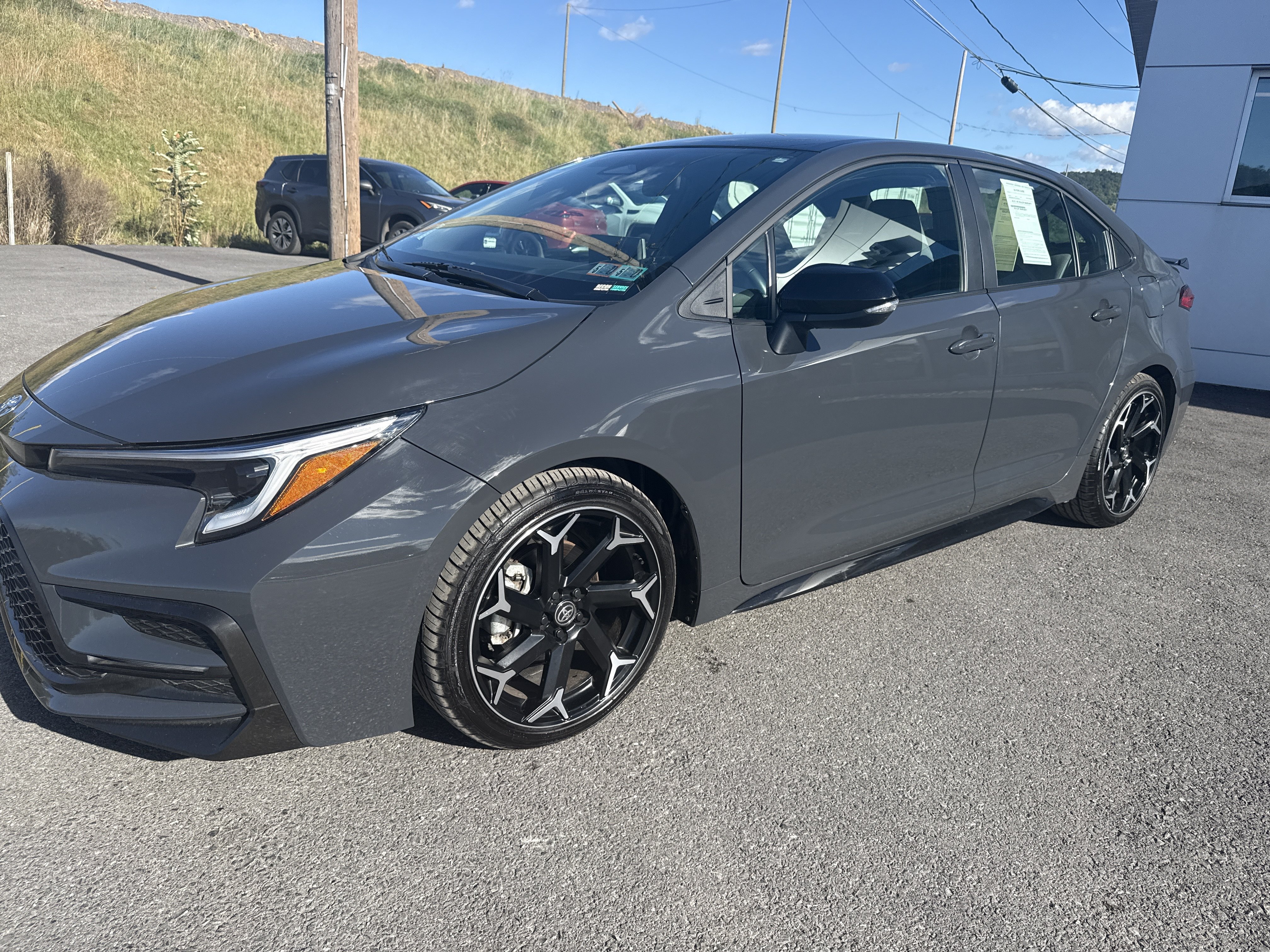 Used 2025 Toyota Corolla FX w/ Convenience Package FWD image 7