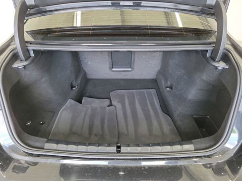 Used 2025 BMW 740i RWD image 8