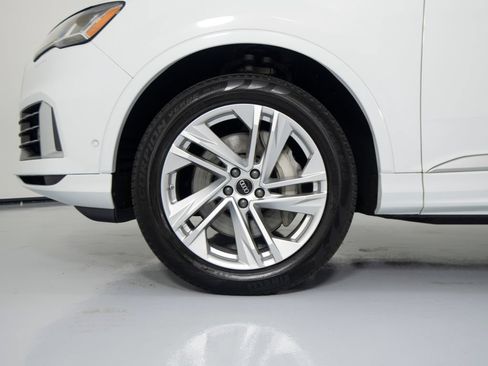 Used 2023 Audi Q7 3.0T Premium Plus AWD/4WD image 14