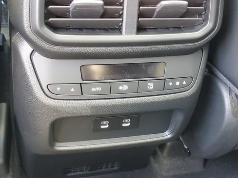New 2026 Honda Pilot Touring image 31