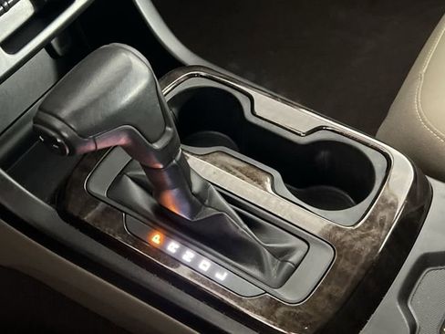 Used 2019 GMC Canyon SLT w/ Driver Alert Package image 19