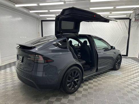 Used 2023 Tesla Model X AWD/4WD image 16
