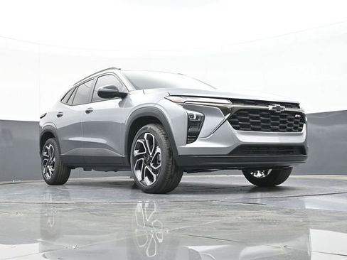 New 2026 Chevrolet Trax RS w/ Driver Confidence Package FWD image 45