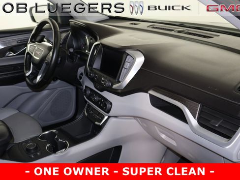 Certified 2024 GMC Terrain SLT image 19