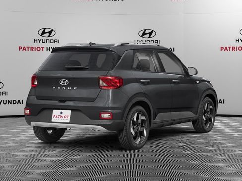 New 2026 Hyundai Venue SEL FWD image 2